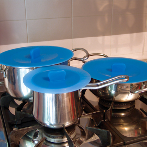 PAVONI SILICONE LID WITH SUCTION CUP - BLUE 15 CM