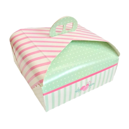 SQUARE CAKE BOX WITH HANDLE 24 CM