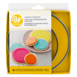 WILTON COOKIE CUTTER SET - CIRCLES (METAL)