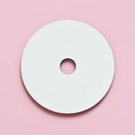 EN PAPIERS WHITE ROUND BASE WITH CENTRAL HOLE - 10 CM
