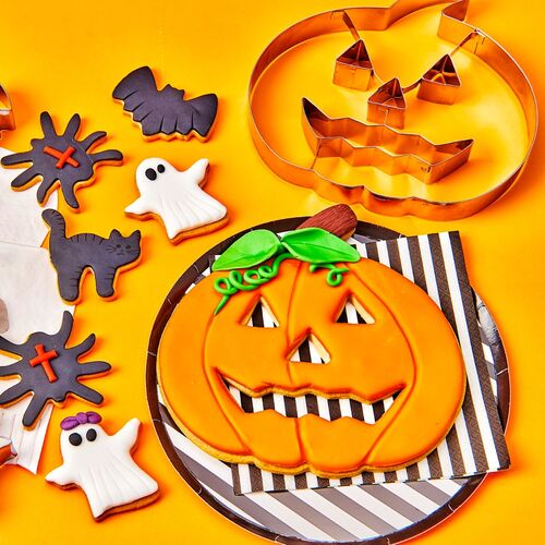 WILTON XXL STEEL COOKIE CUTTER - PUMPKIN