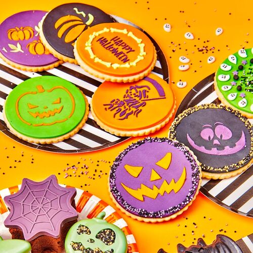 WILTON DECORATION STENCIL SET - HALLOWEEN