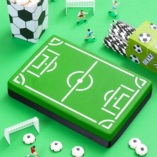 DECORATIVE SOCCER FIELD CAKE STENCIL – DECORA
